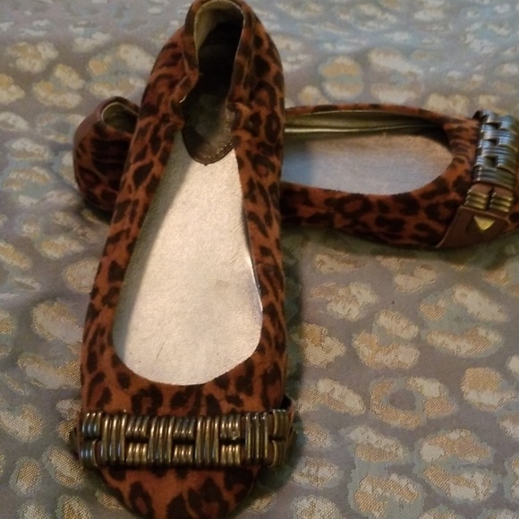 Gianni Bini Shoes - 3/$50 Sz 6 Animal Print Ballet